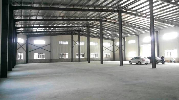 B001 �������׺��������ɹ�·1700ƽ�иֹ����㳧���ֿ�+200ƽ�칫���ҳ���