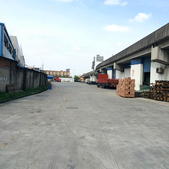 B009 �ζ����ƶ���ܰ���·1640ƽ���״�ж��ƽ̨�����ֿ���� 400ƽ����