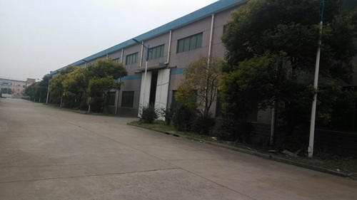 ��ɽ������·����·����10�׸�3500���г������ֿ���� 0.85Ԫ