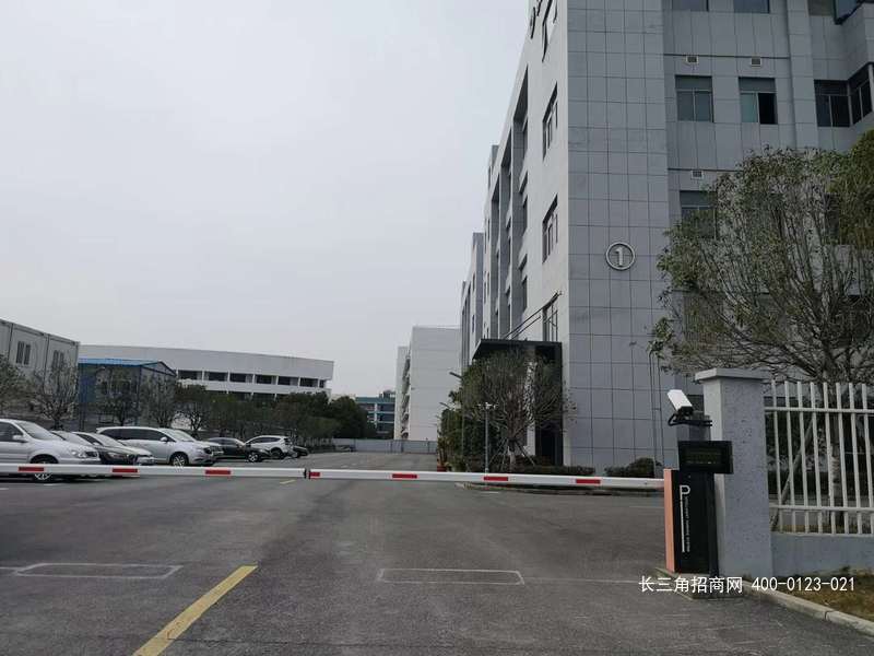 G2457 �ɽ����㳡��������· 1100ƽ/�� ����׼�������� �ɷ��� ��8000ƽ